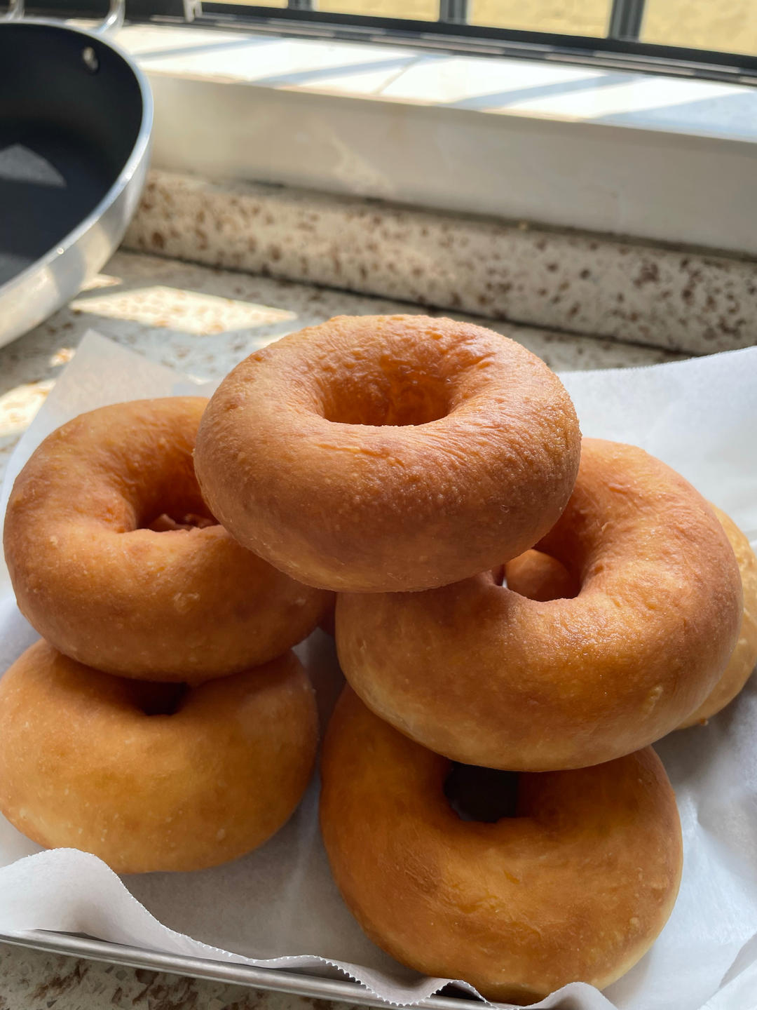 🍩超快手一小时低糖无需烤箱的甜甜圈（详细视频）