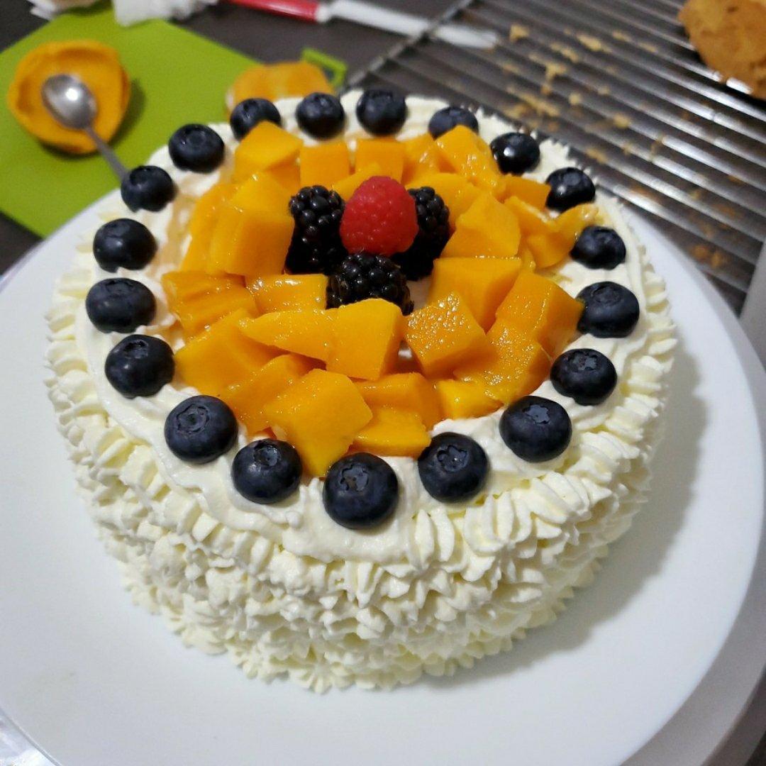 超简单完美戚风蛋糕（6寸2蛋）附打发、翻拌、脱模视频