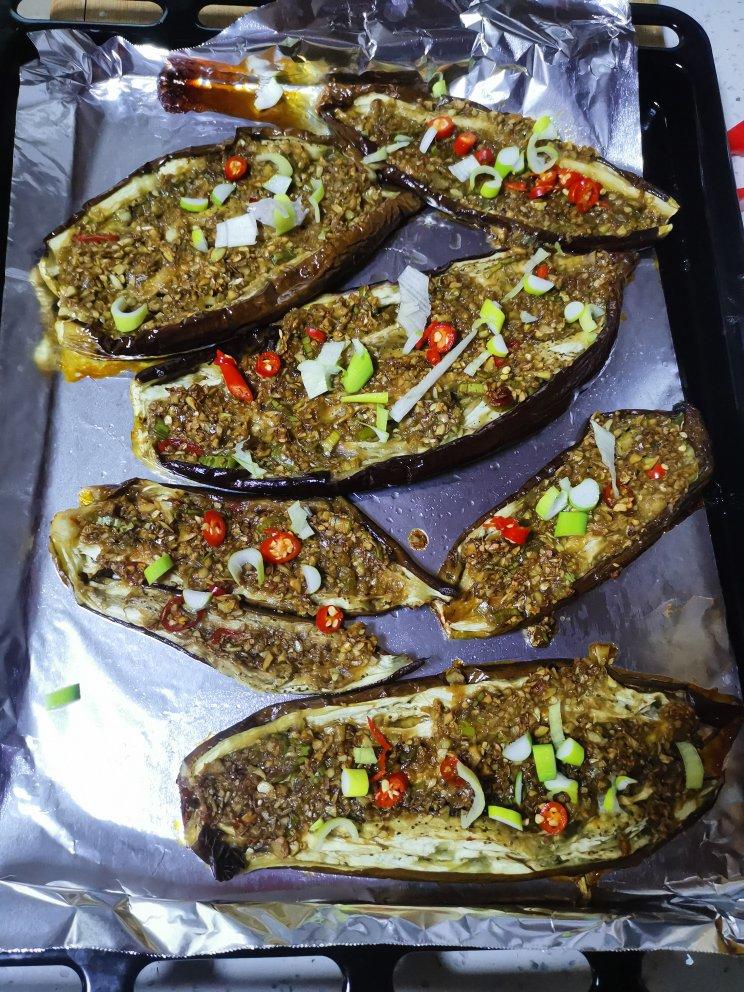 CC招牌菜销魂烤茄子，百吃不厌！