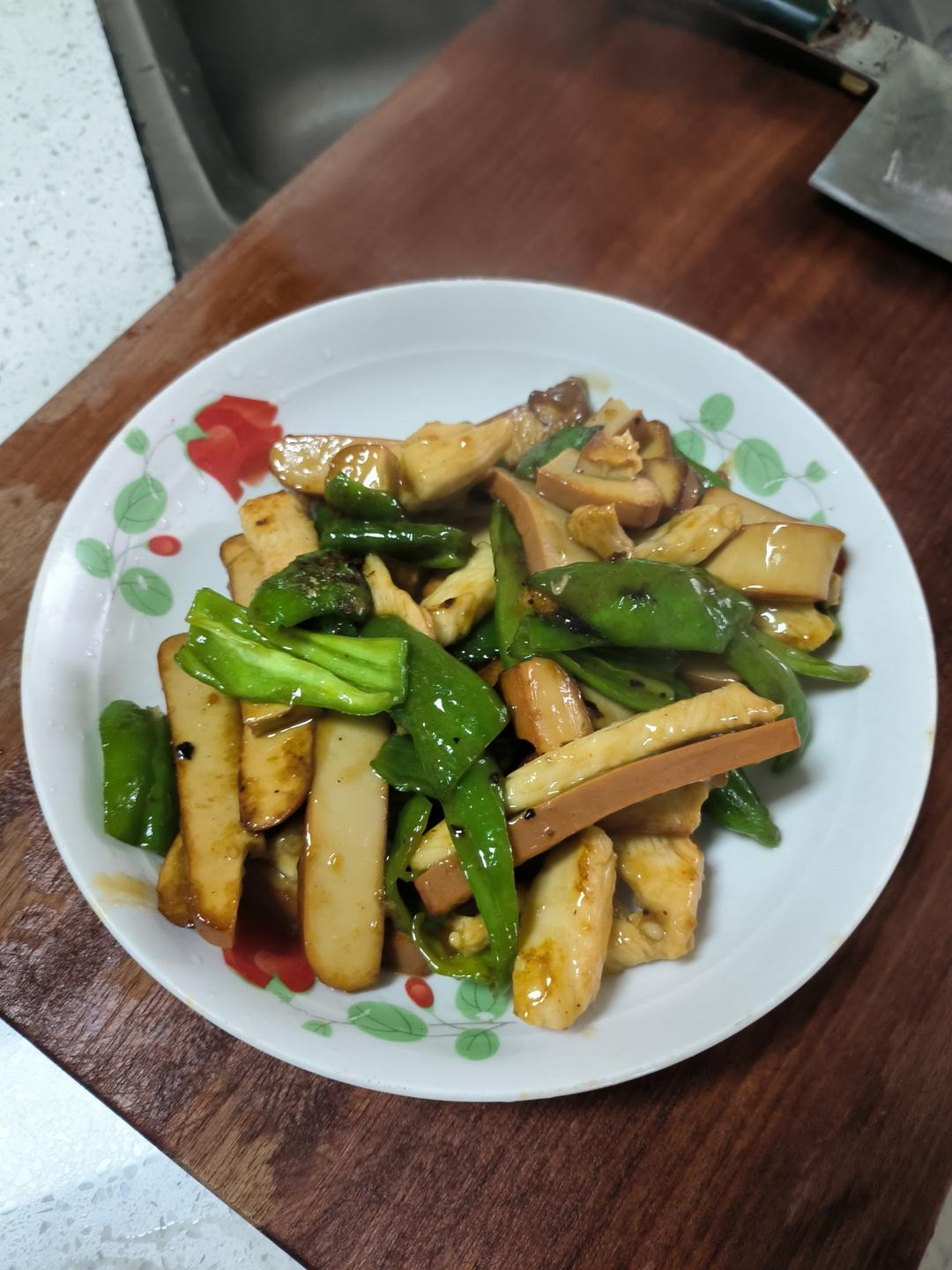 ‼️好吃到舔盘的青椒肉丝盖浇饭