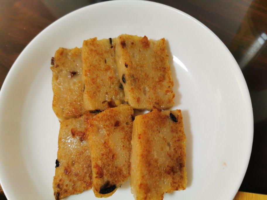 广式腊味萝卜糕