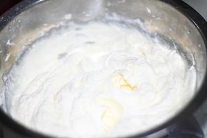 用普通面粉也能做酥香脆的曲奇的做法 步骤3
