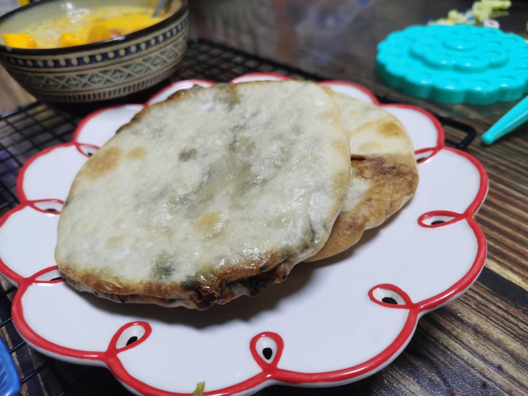梅干菜猪肉烧饼