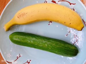 清肠减肥果汁🍹黄瓜香蕉汁的做法 步骤1