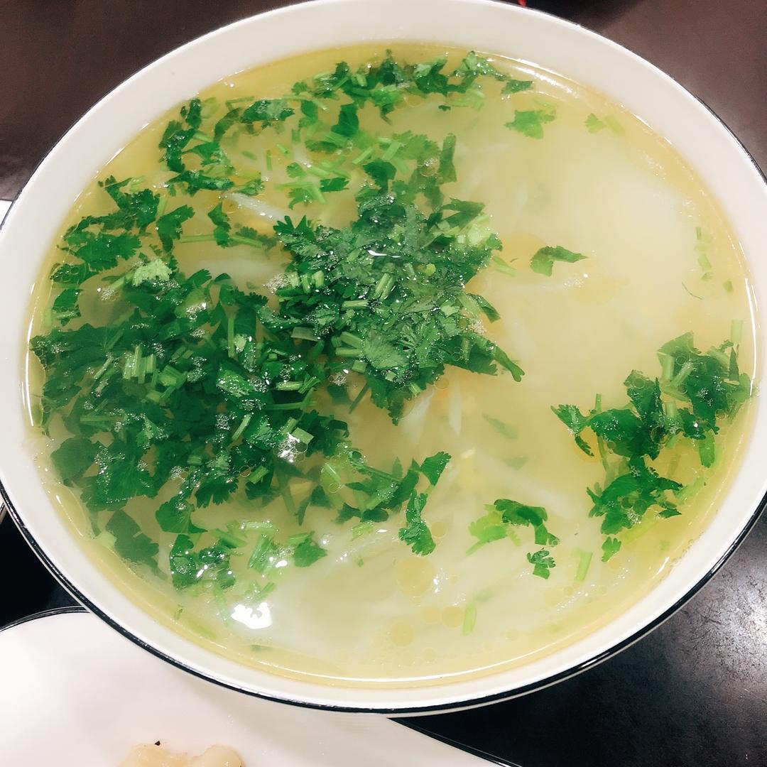 最后吃时令大萝卜的机会，做碗好喝的萝卜汤吧！