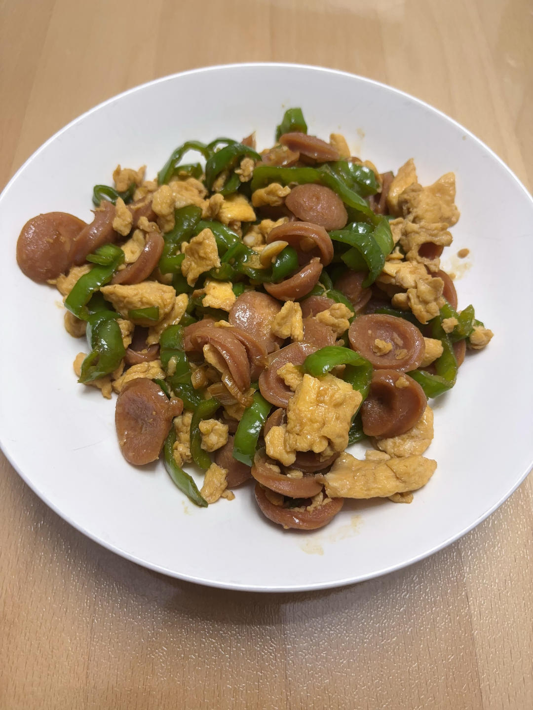 青椒香肠炒鸡蛋