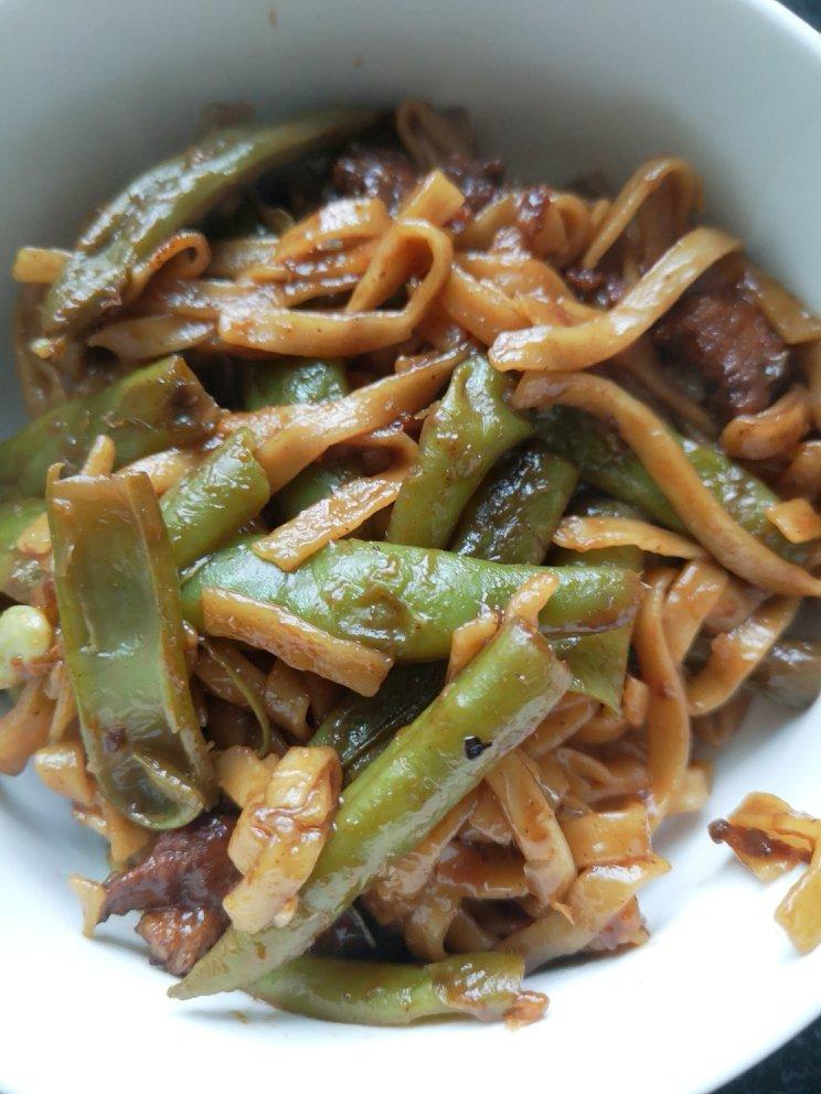 豆角焖面