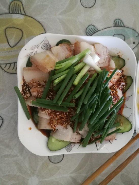 【蒜泥白肉】