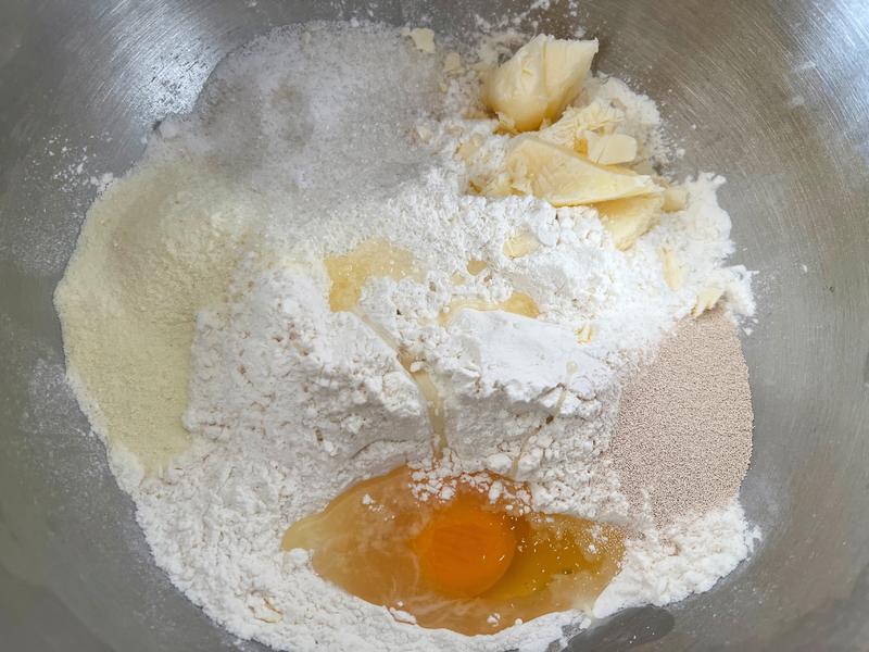 纯奶手撕吐司的做法 步骤1