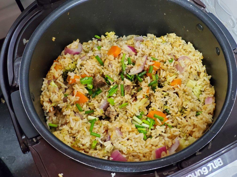 手抓饭/牛肉焖饭（电饭煲懒人版）