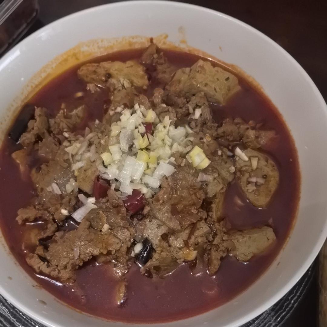 火辣辣夏日-江湖川菜-豆花牛肉