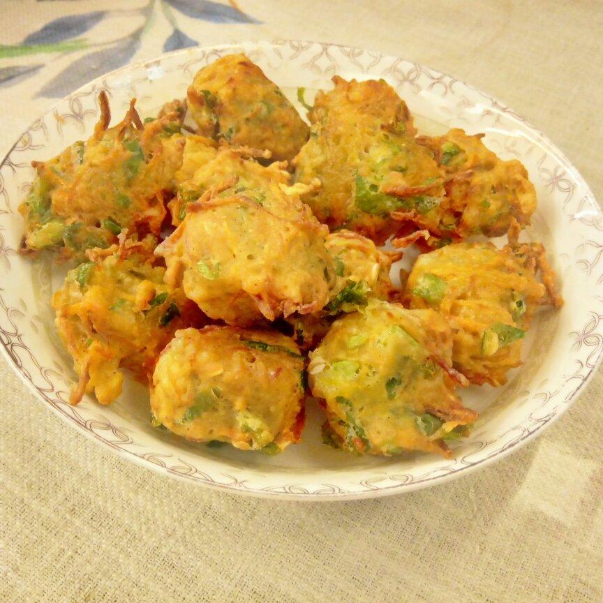胡萝卜香菜素丸子