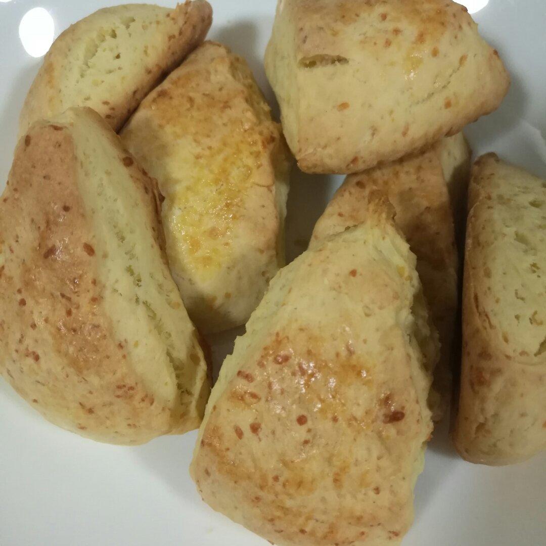 帕玛森起司司康