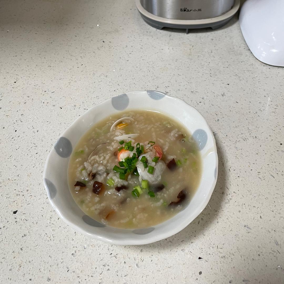 家庭版海鲜粥的做法