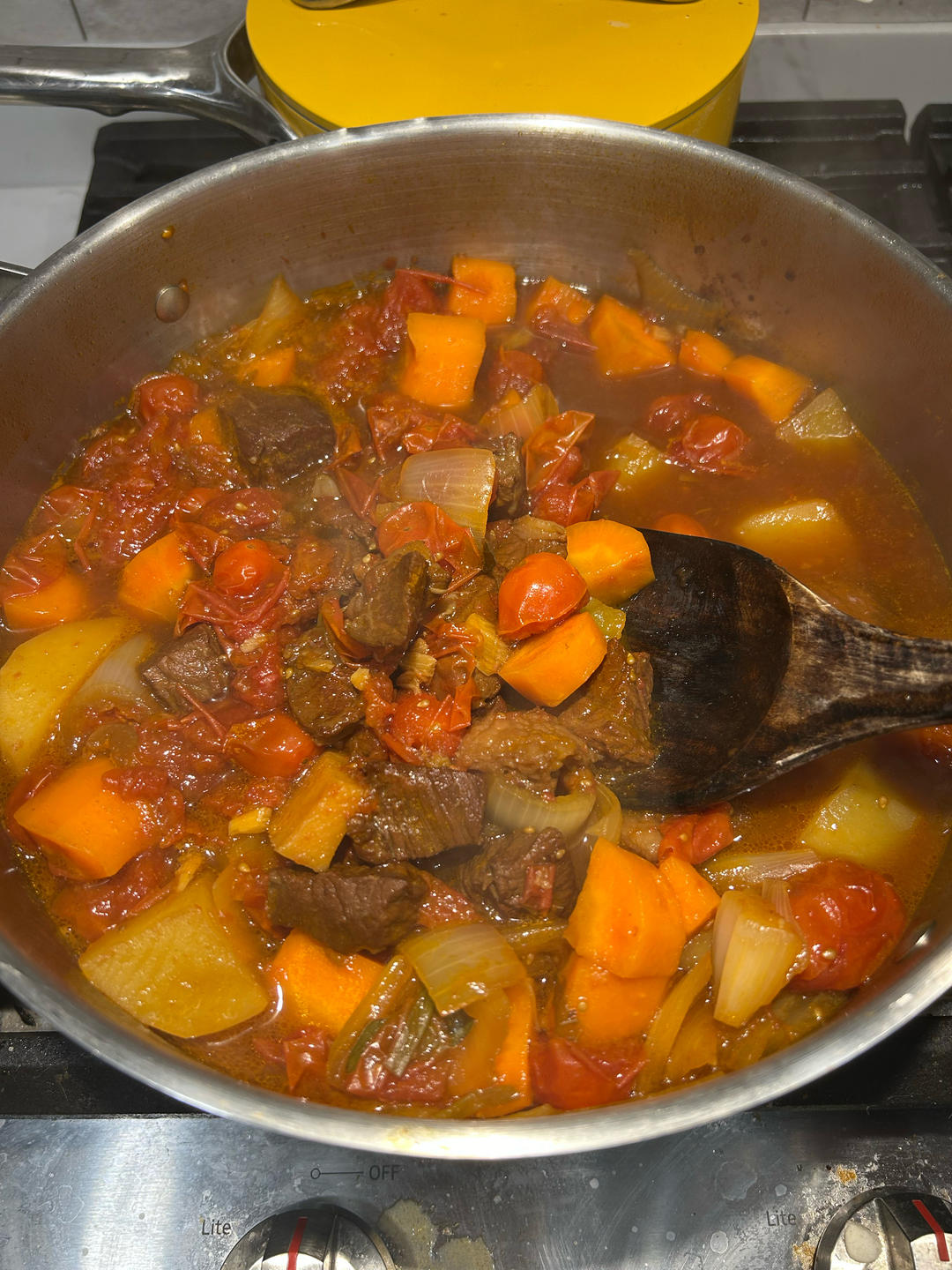 一个话唠包教包会的香浓红烩牛腩