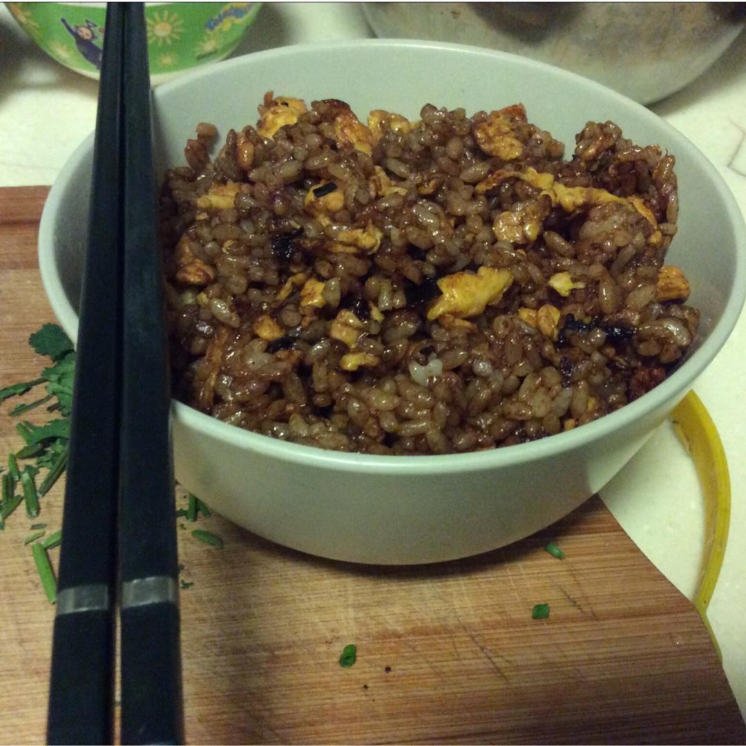酱油炒饭(超级简单)
