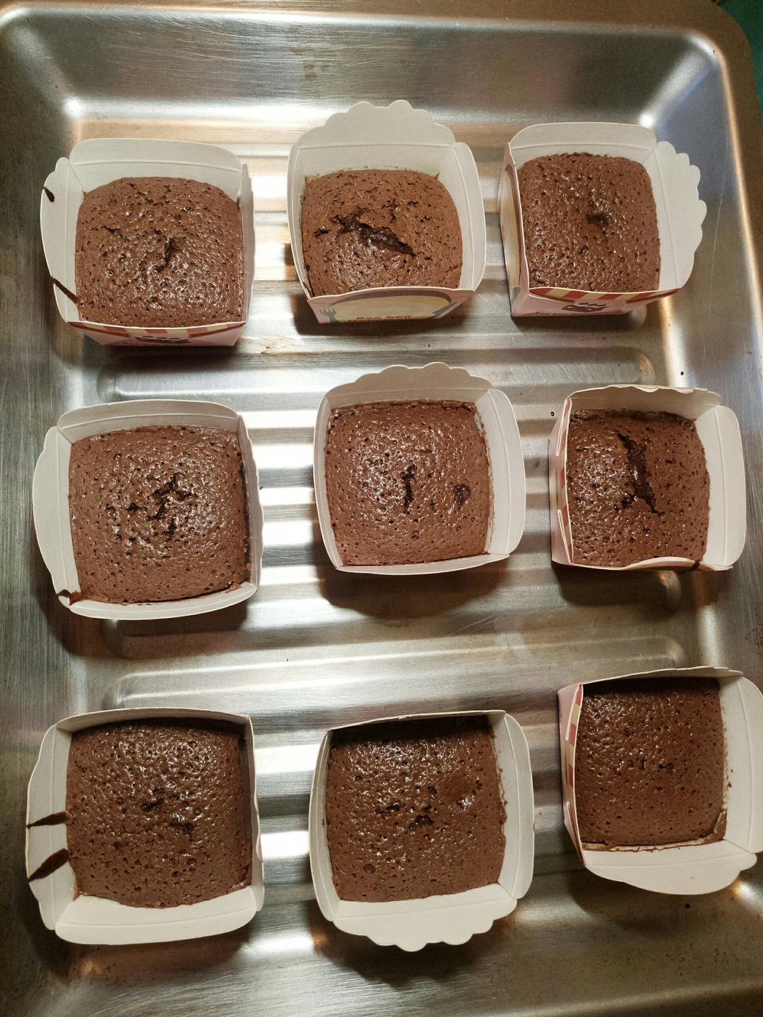莫尼卡美食厨房：爆浆巧克力蛋糕
