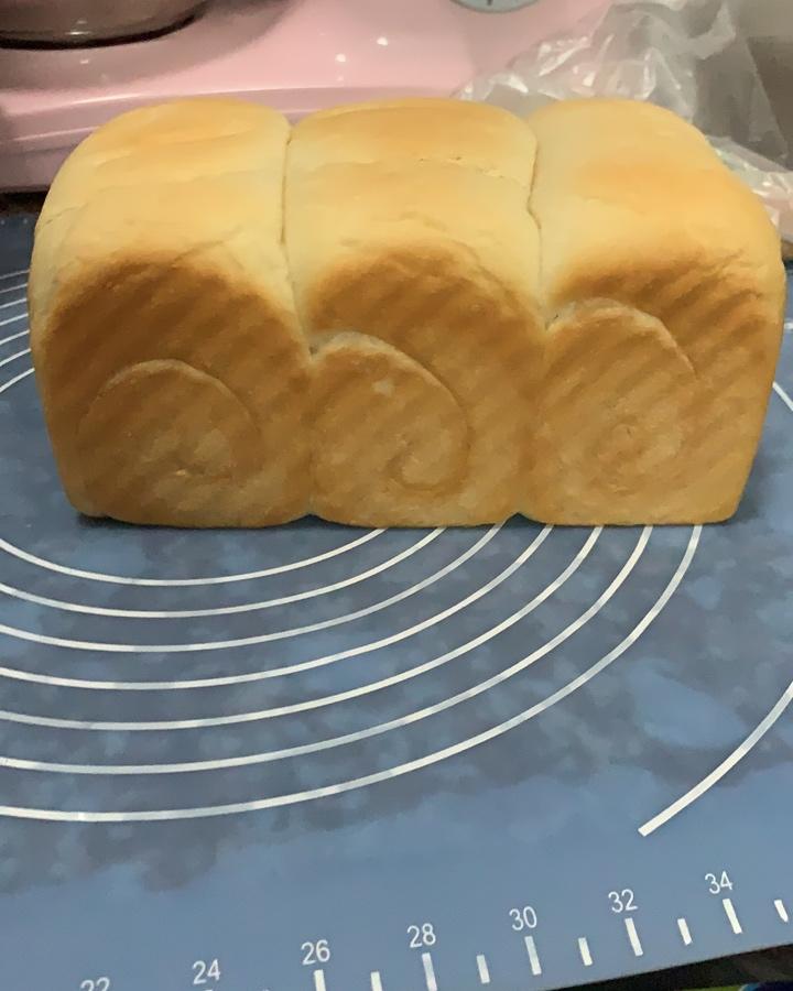 《Tinrry+》软绵绵的白吐司
