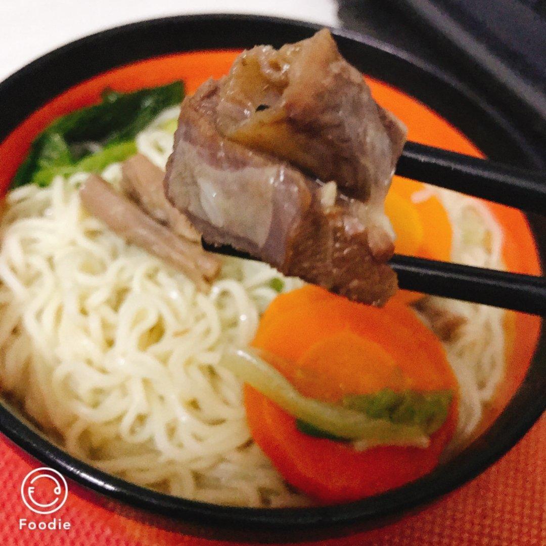 粤式清汤牛腩面