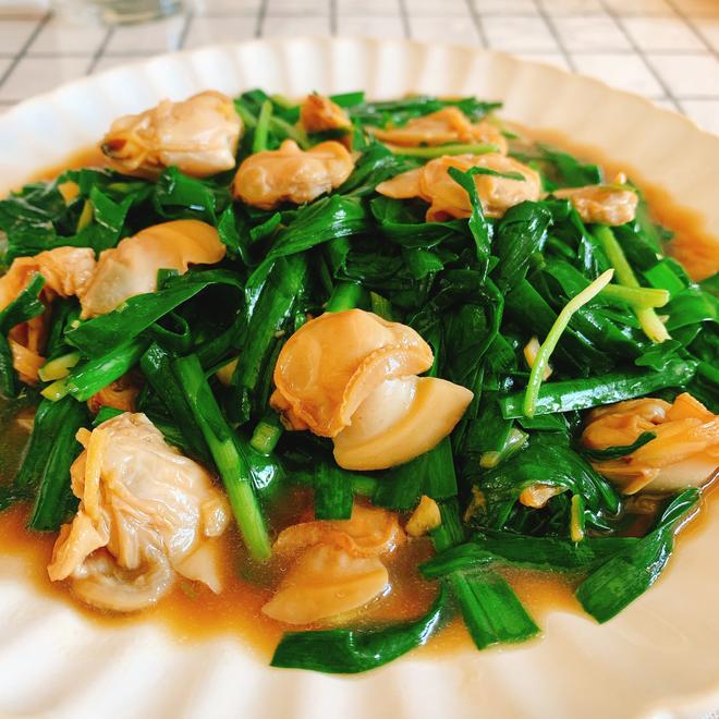 韭菜炒蛤蜊肉的做法
