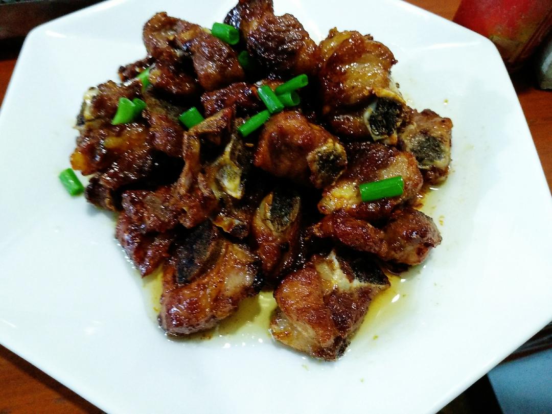 不焯水不放水的糖醋排骨的做法