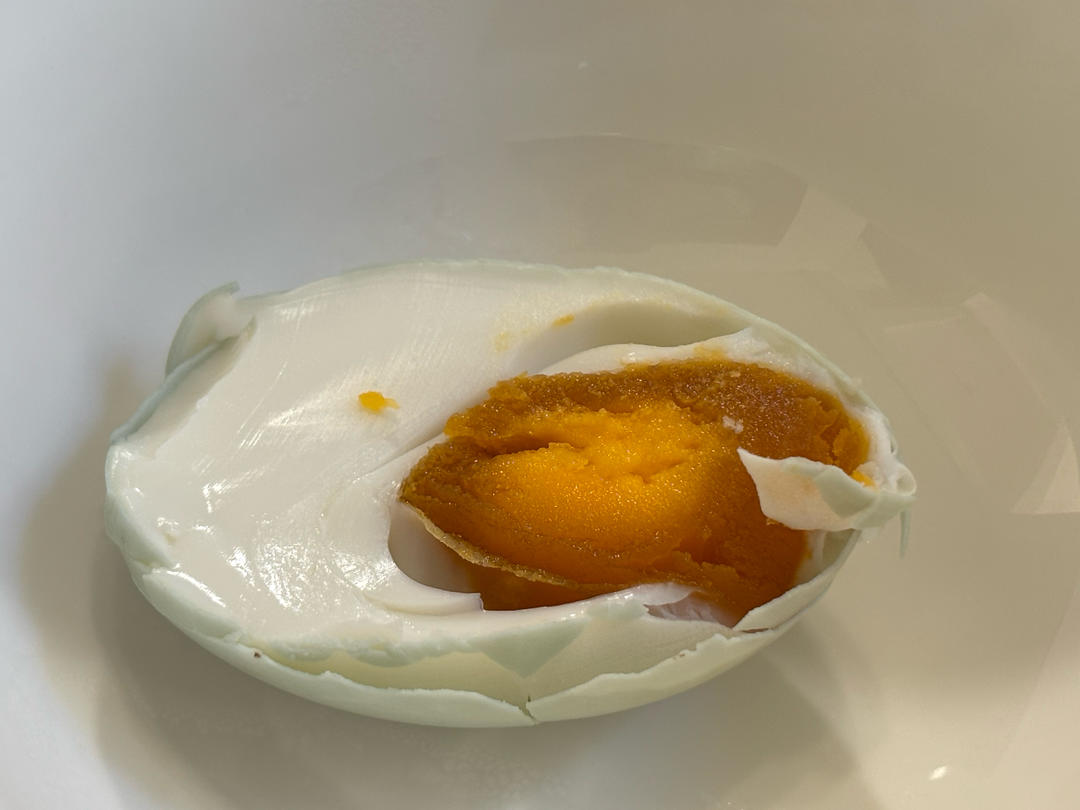 腌咸蛋