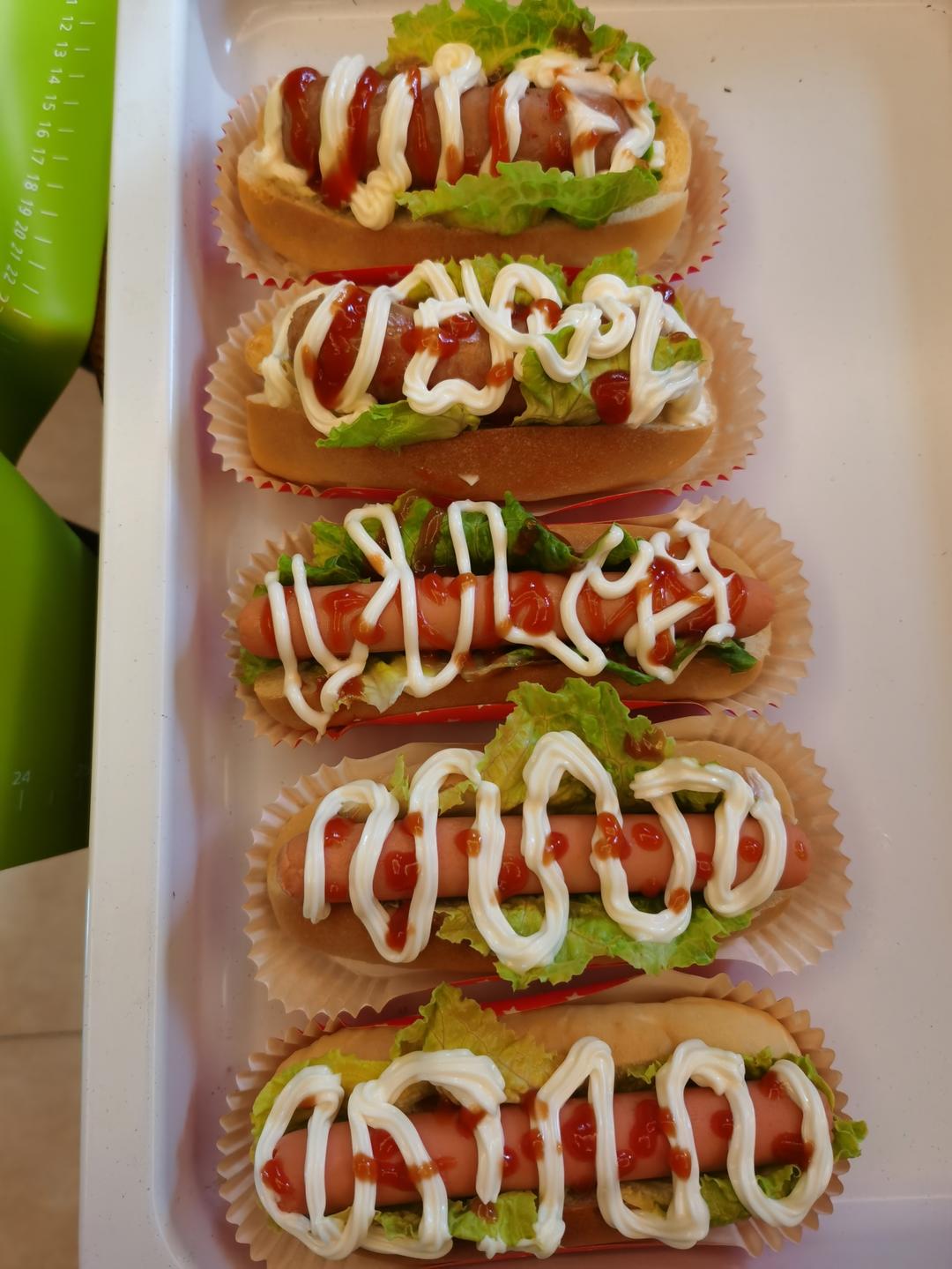 德式热狗，一次能吃仨！