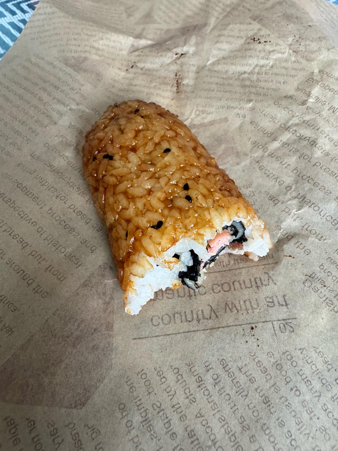 爆浆芝士香肠饭团，只要平底锅就能完成孩子超爱的早餐
