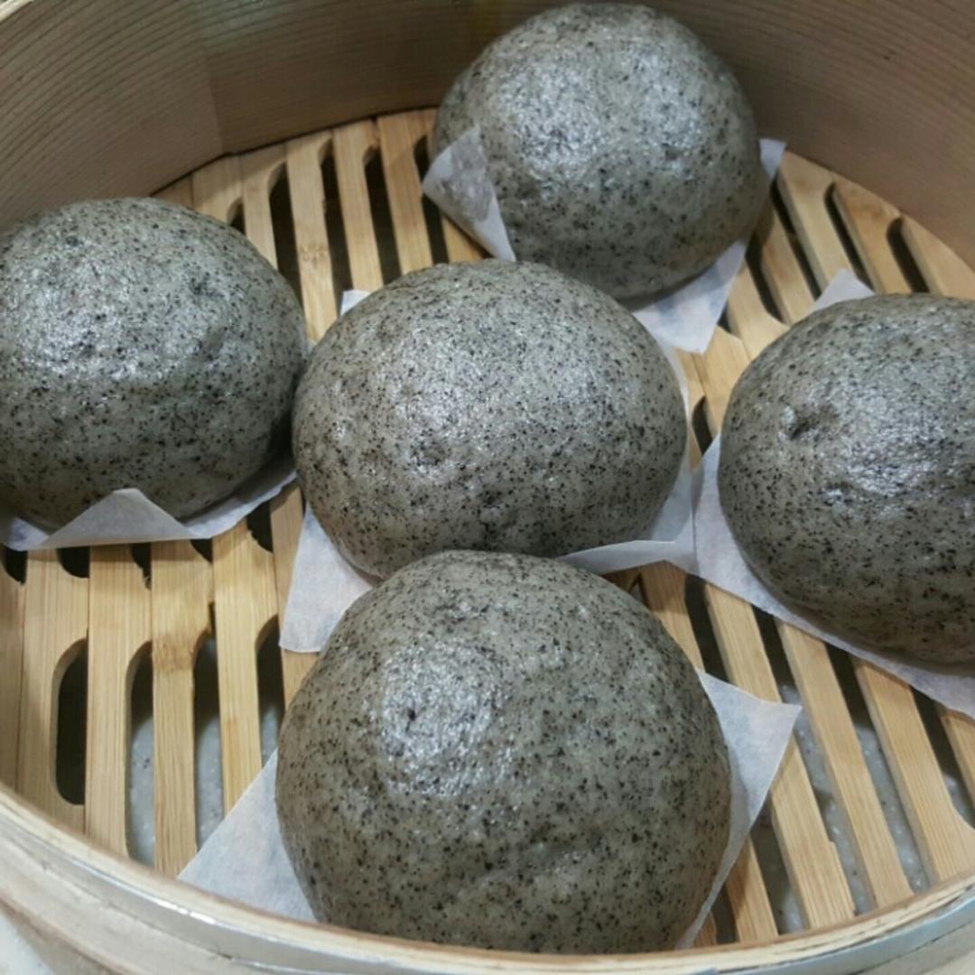 奶香黑芝麻馒头