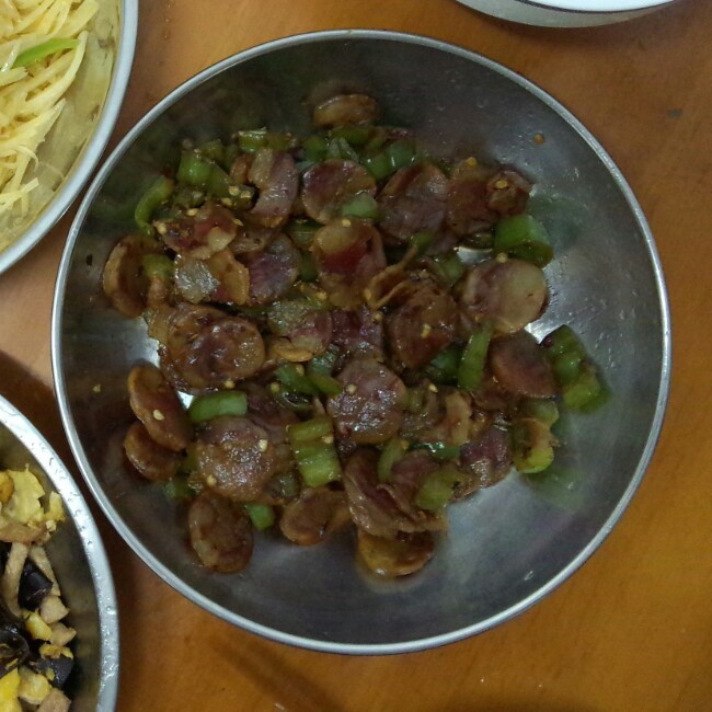 青椒炒香肠