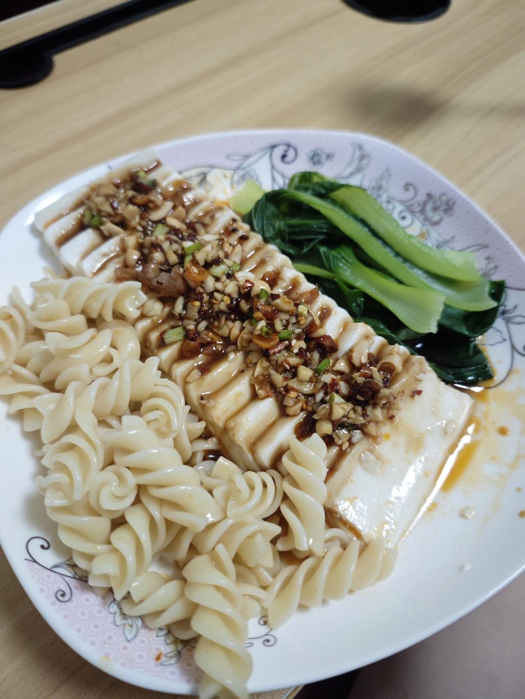 好吃的凉拌内酯豆腐