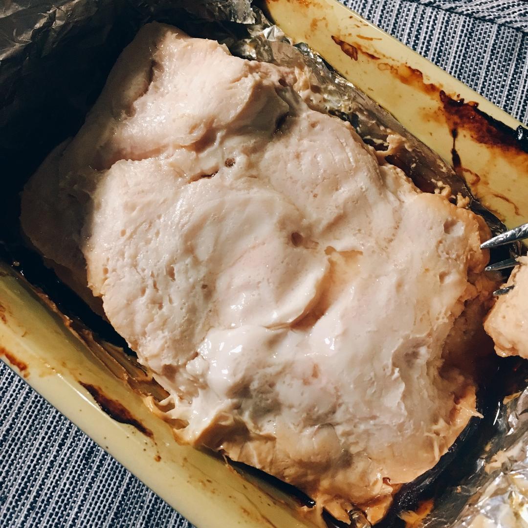 迷迭香蜂蜜烤鸡胸肉