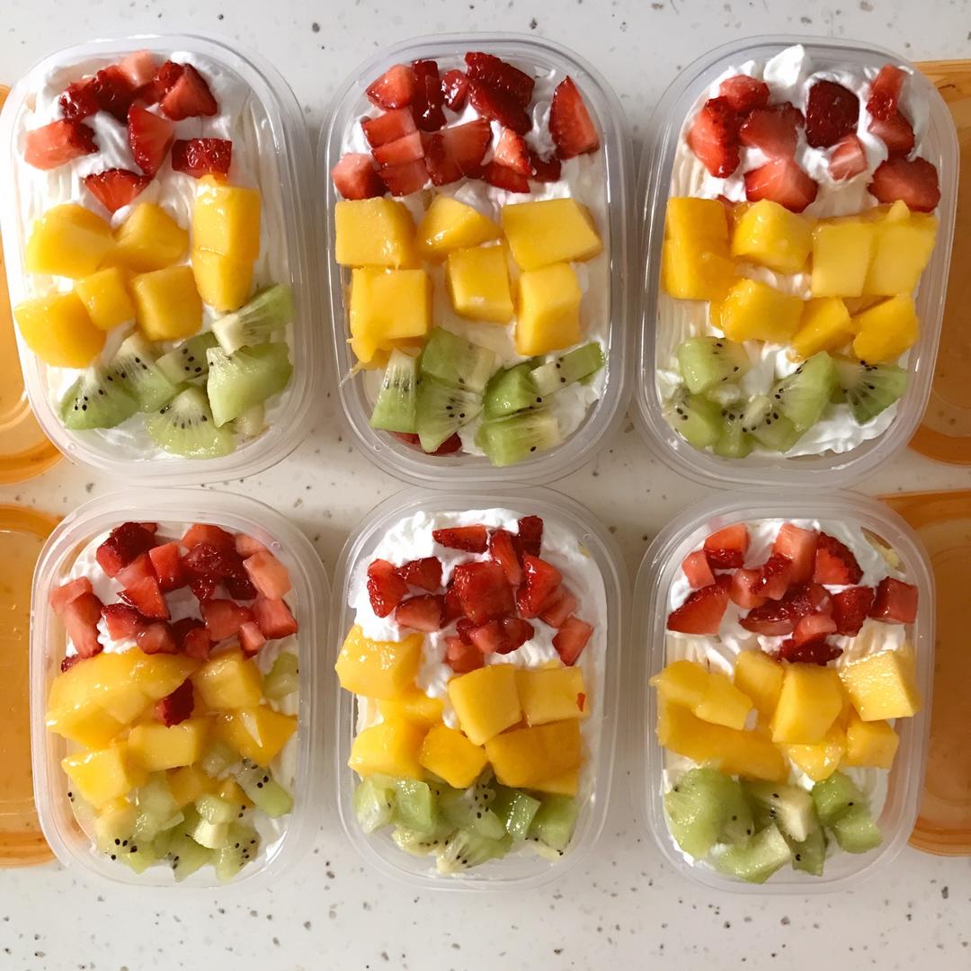 简单快手的便当饭盒水果盒子蛋糕