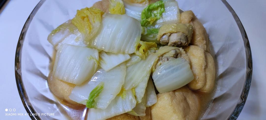 好吃到连汤汁都不剩的白菜焖豆泡，给肉都不换