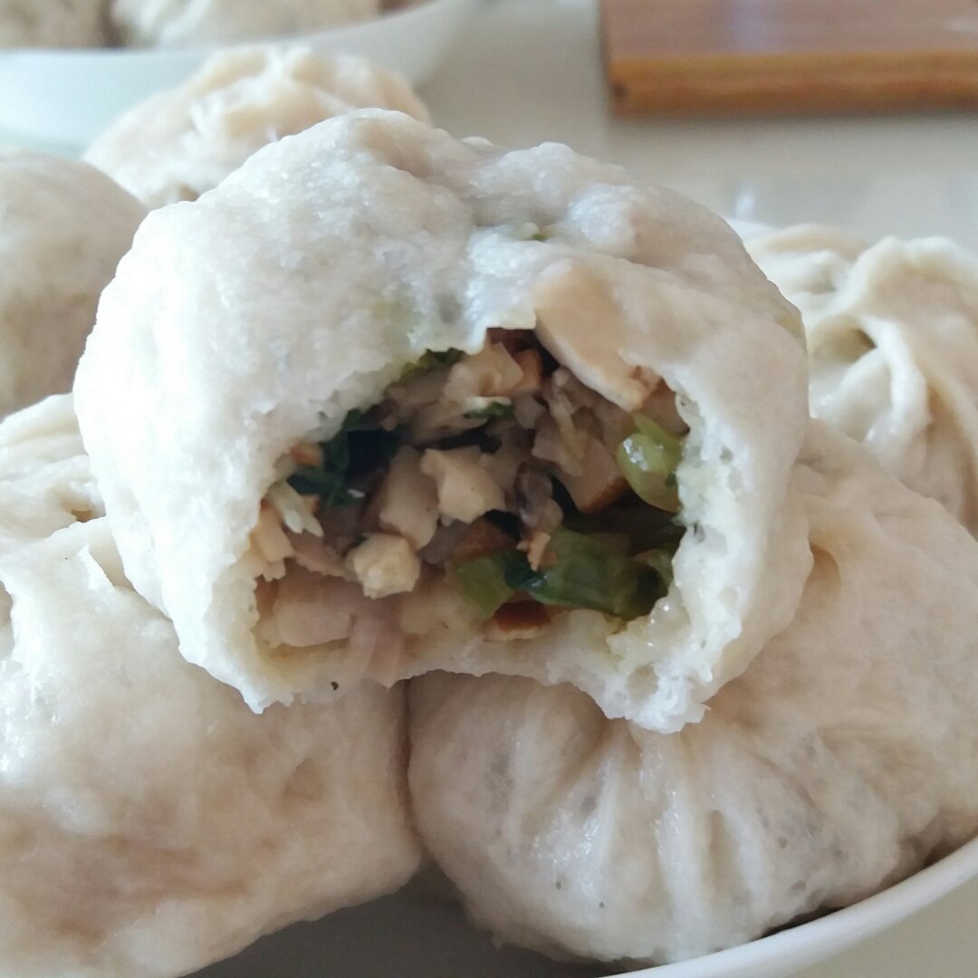 媛宝425做的节省一半时间的大包子(另付翠绿菜包子,肉包子,腹黑包子