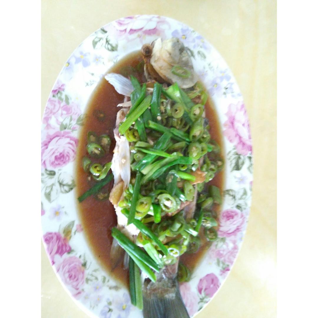 剁椒蒸鱼