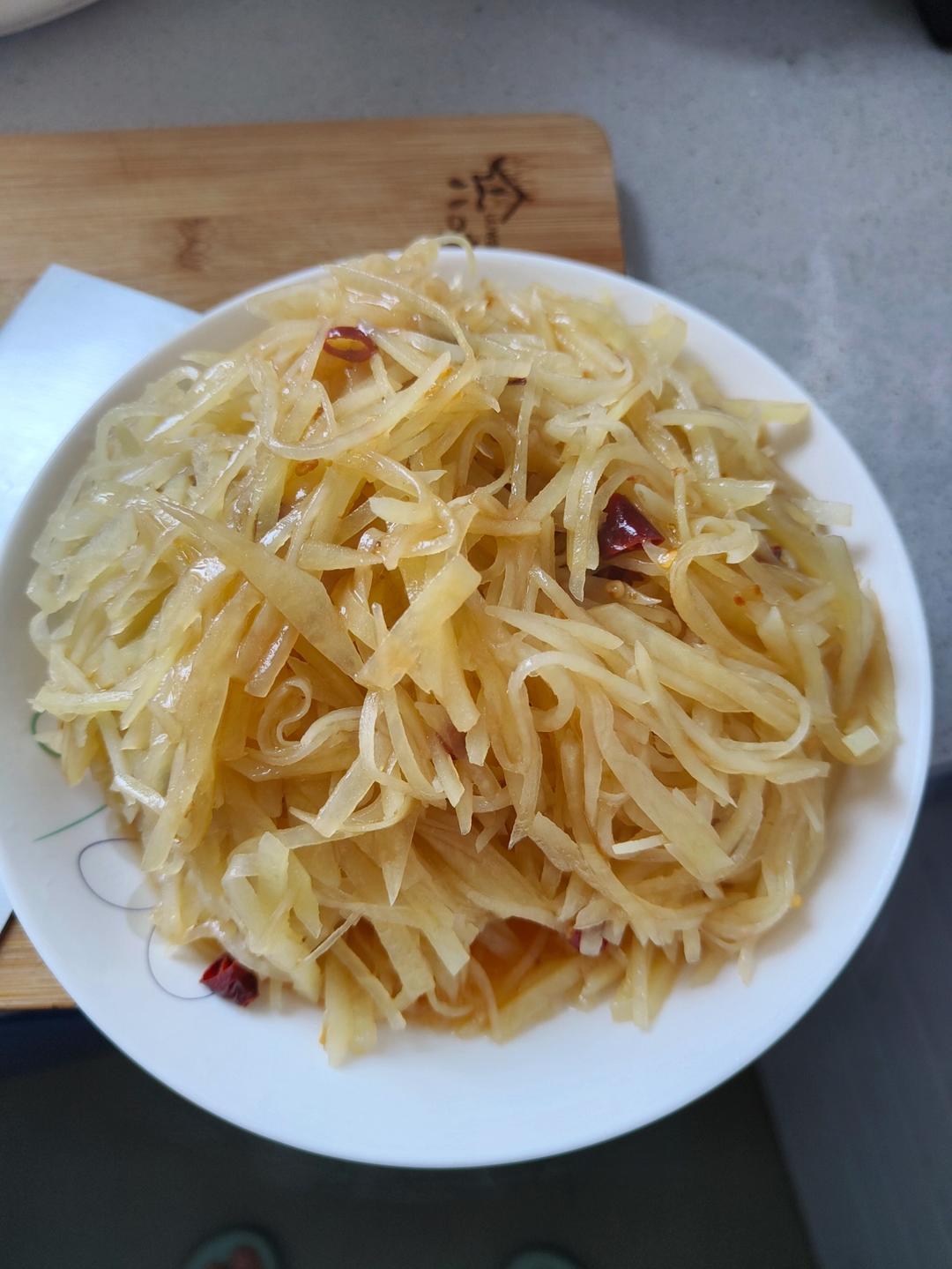 超级无敌下饭菜～酸辣土豆丝