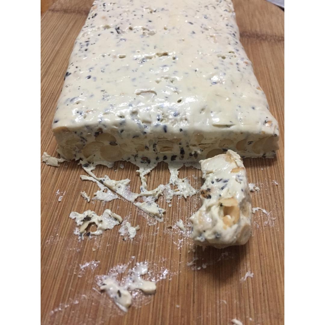 超详细TIPS—自制超美味牛轧糖（熬糖版），秒杀棉花糖版