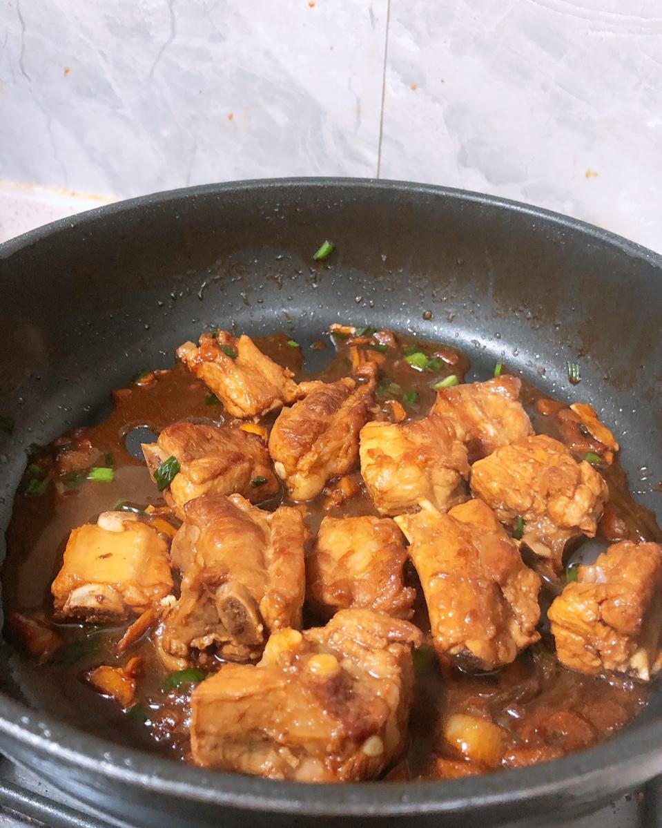 红烧排骨