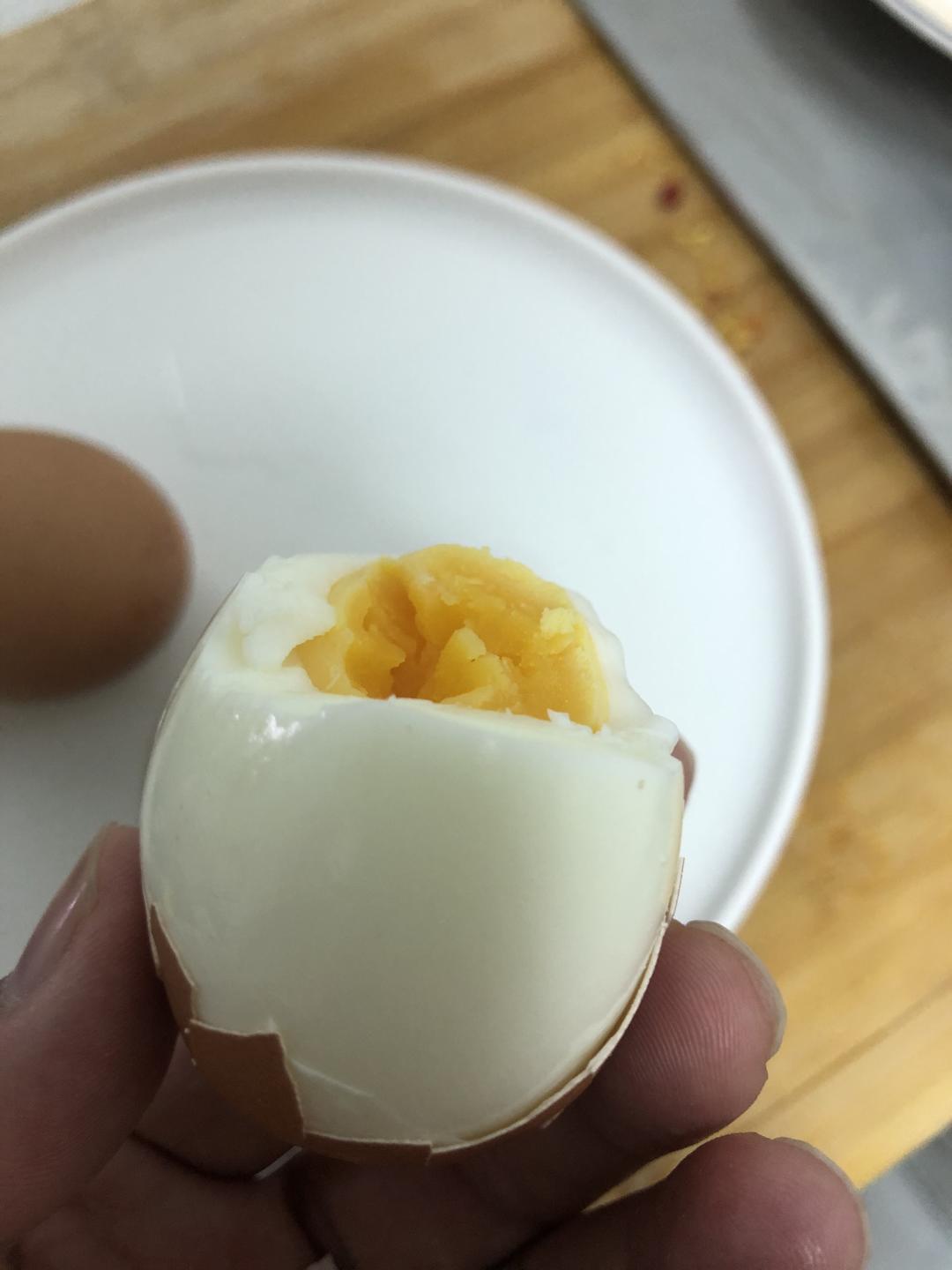 水煮鸡蛋的做法