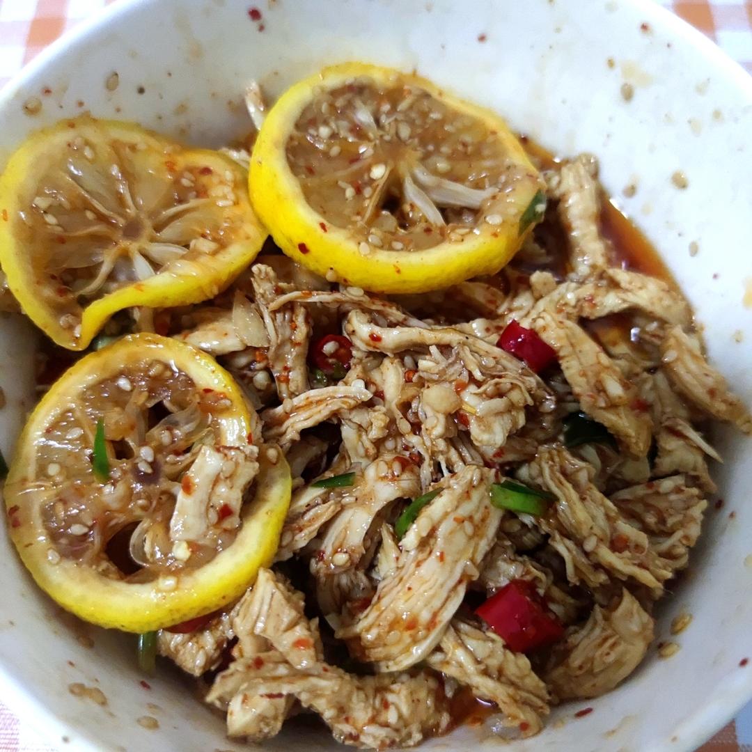 好吃到转圈圈✅低脂低卡酸辣柠檬手撕鸡