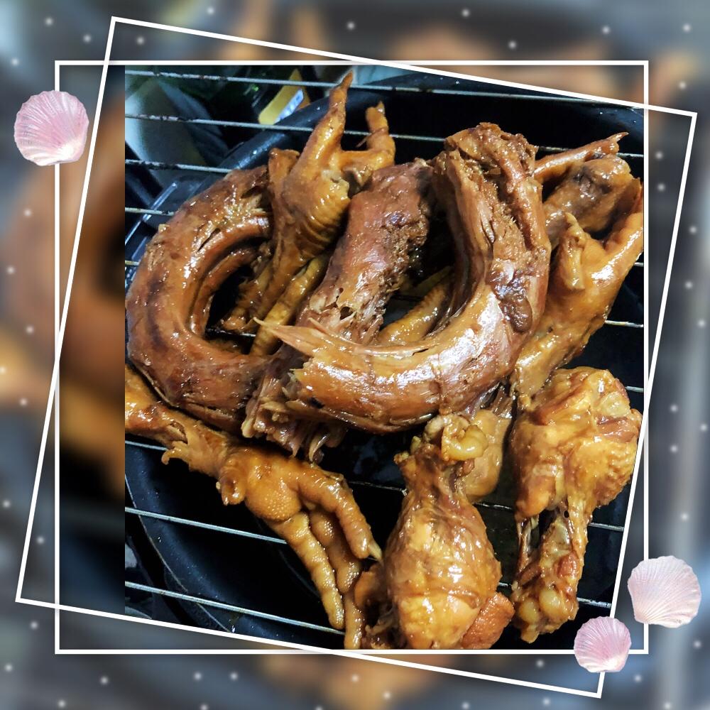 周黑鸭风味鸡翅，鸡爪（鸭脖鸭翅鸭舌锁骨均可）