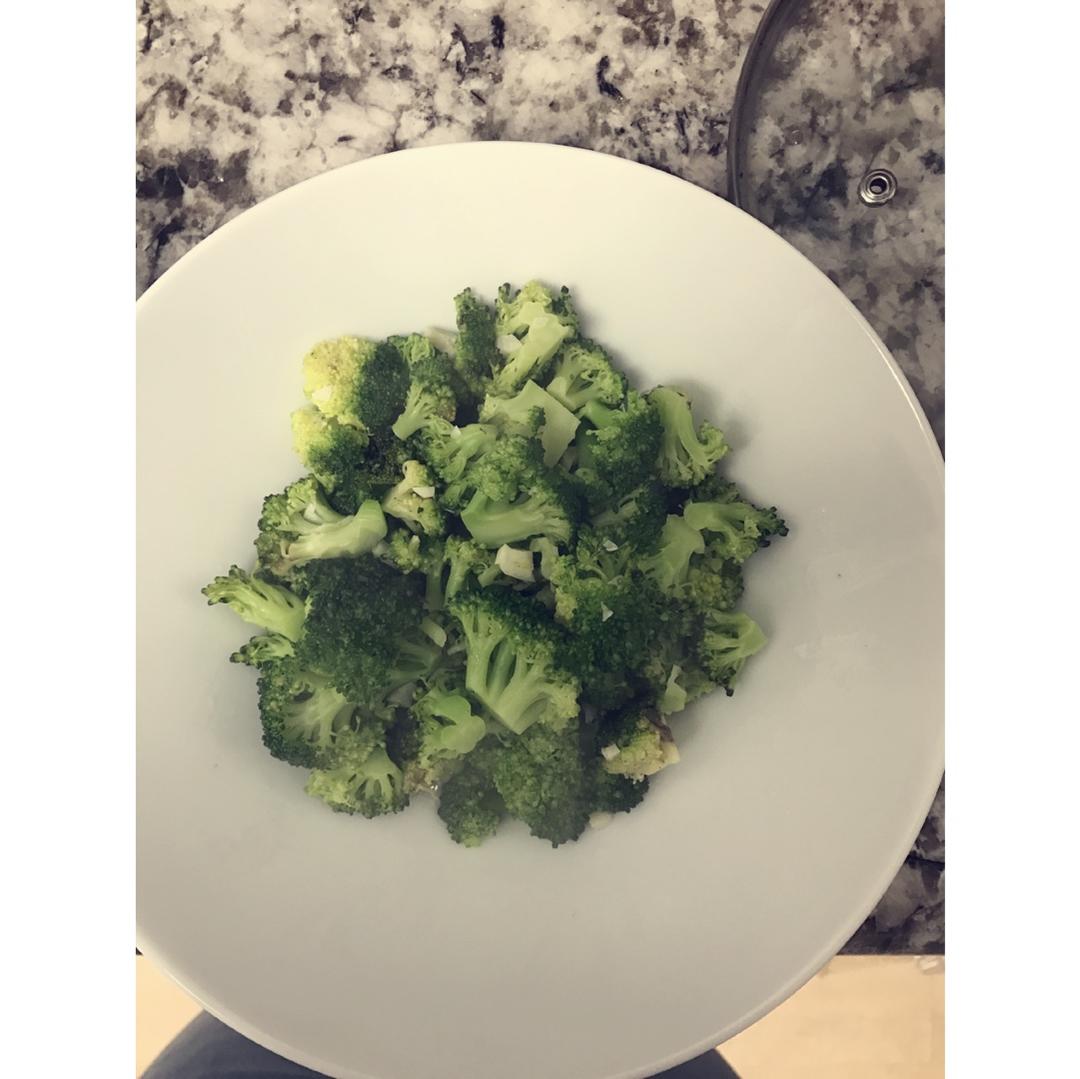 蒜蓉西兰花