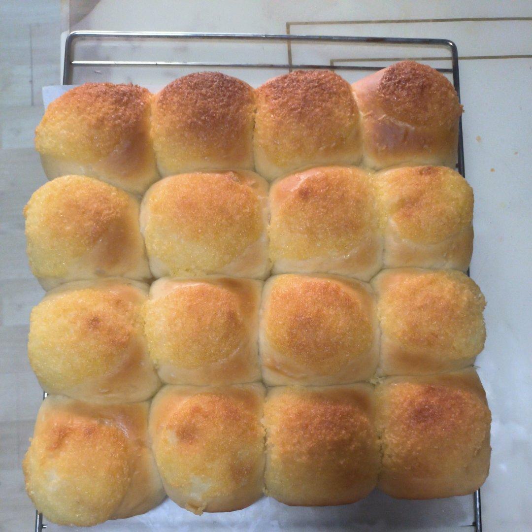 椰蓉面包这么做，不出油松软又好吃，是我理想中餐包的样子！