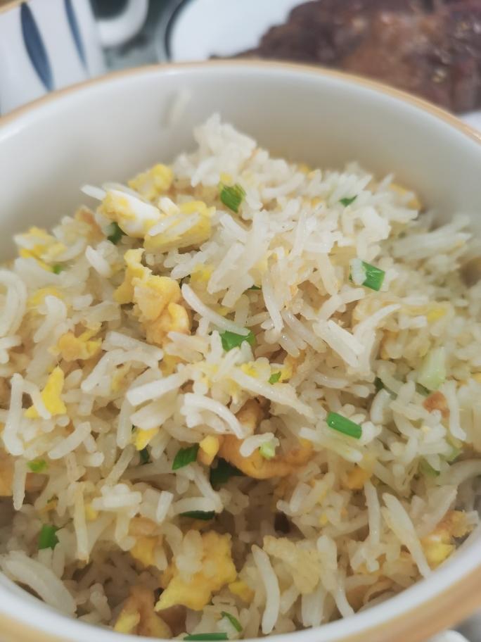 长粒猫牙米蛋炒饭的做法