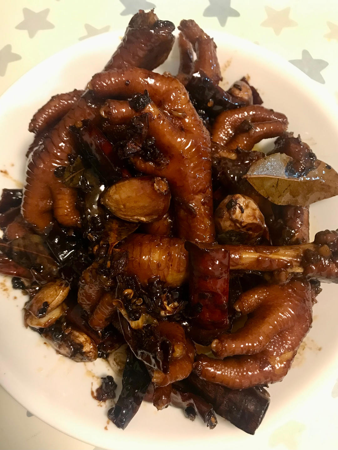 蒜香酱卤鸡爪