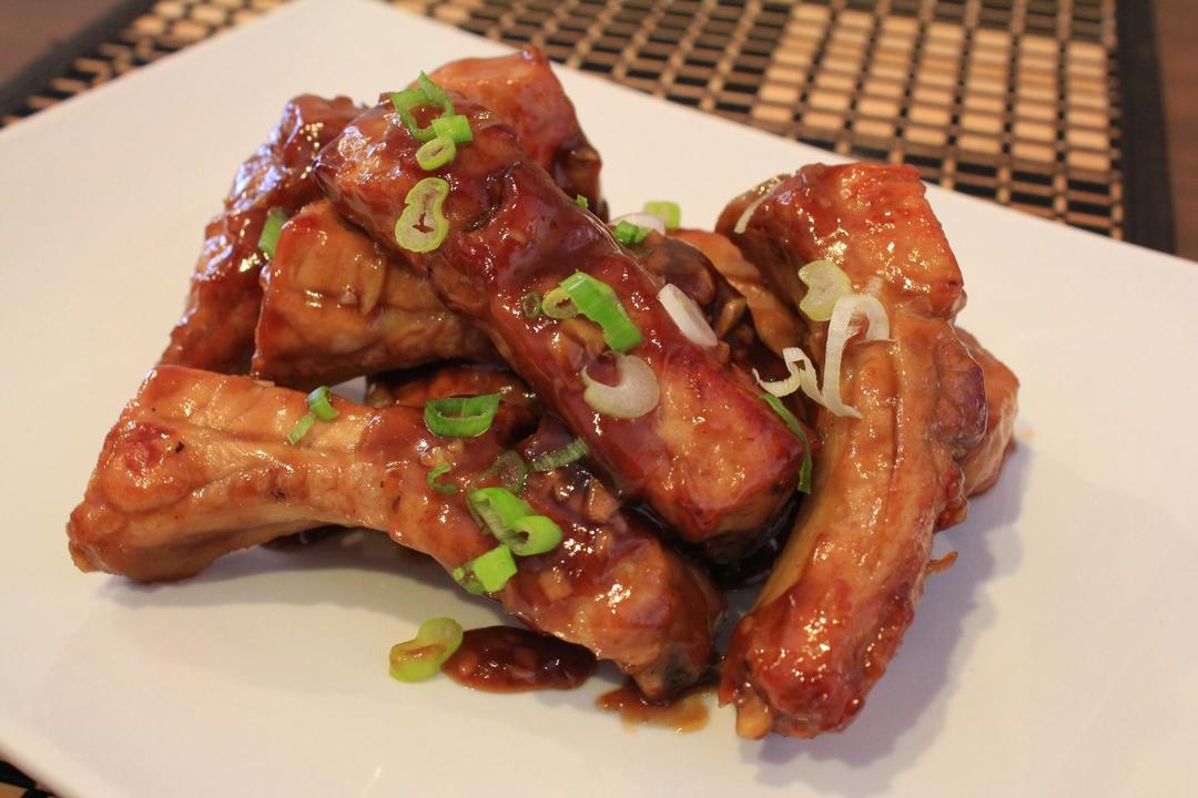 蜜汁排骨的做法