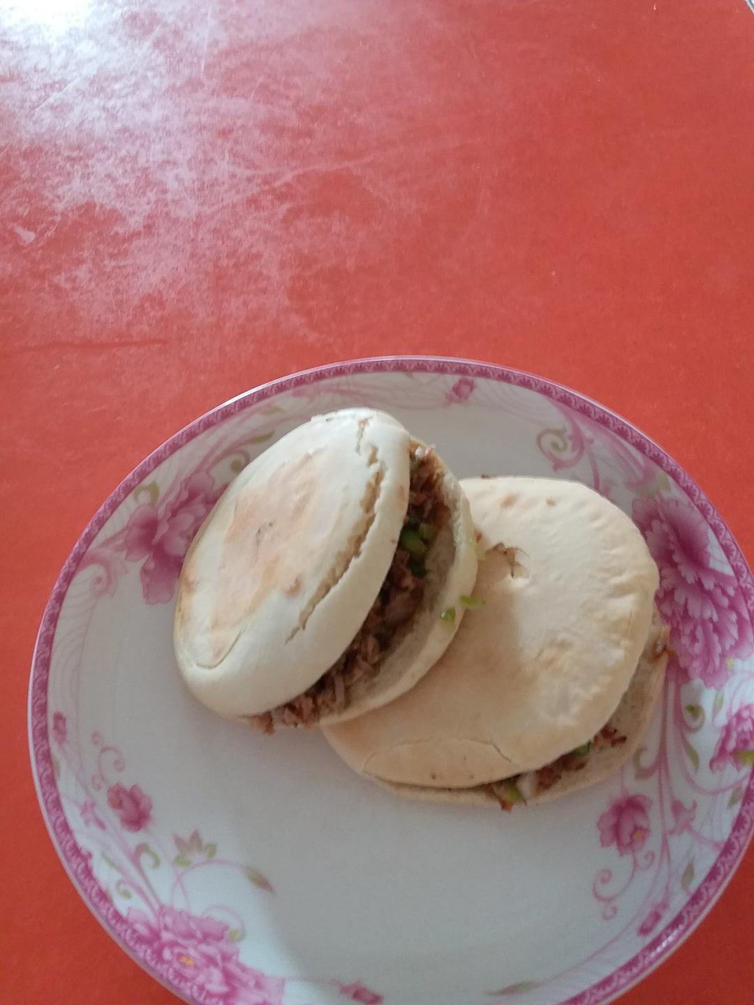 肉夹馍(白吉馍的制作)