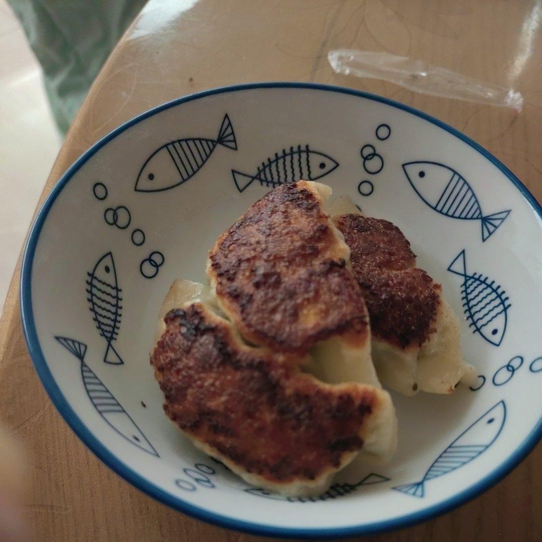 懒人生煎饺子