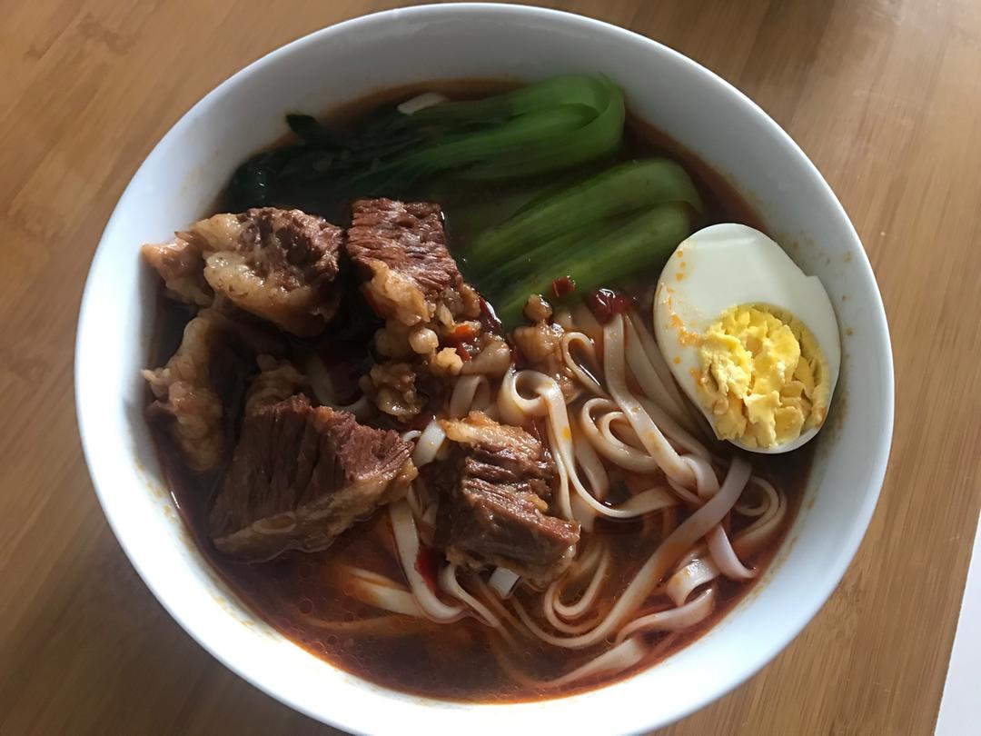 红烧牛肉面